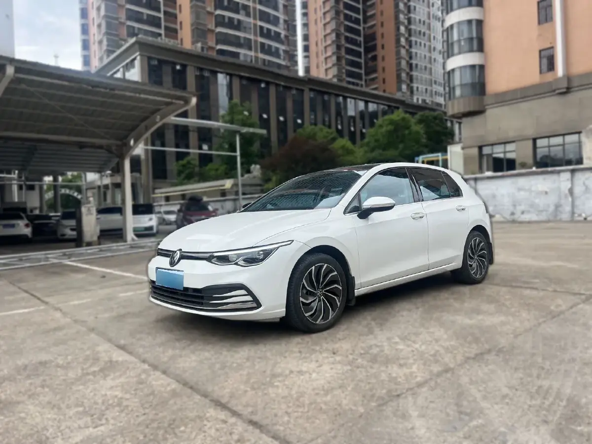 2023 Volkswagen Golf 1.4T 150HP L4 7DCT