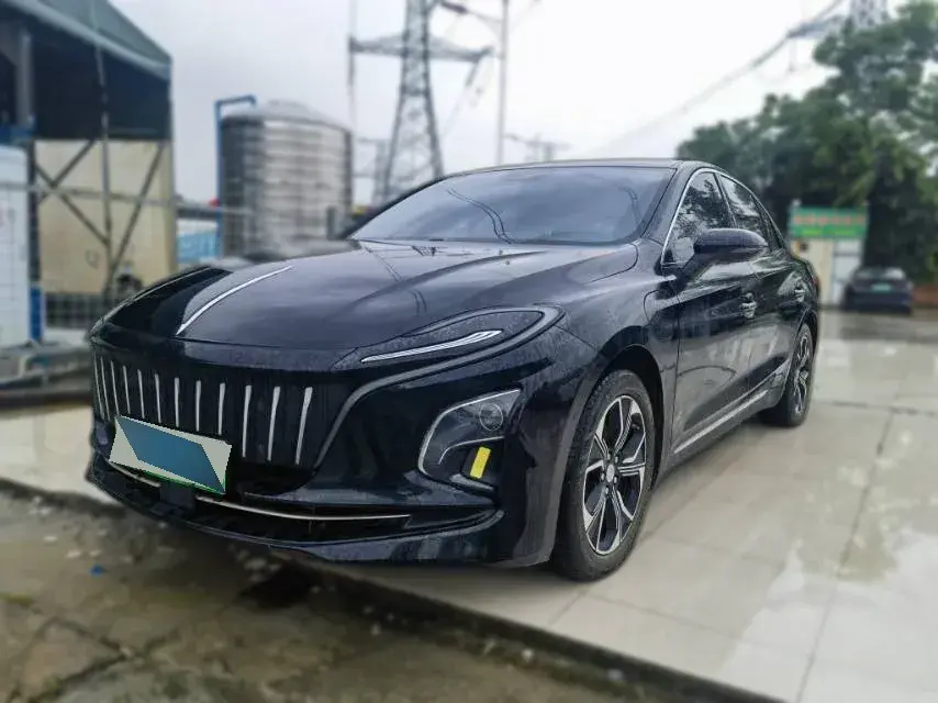 2023 HongQi E-QM5 BEV 54KWH