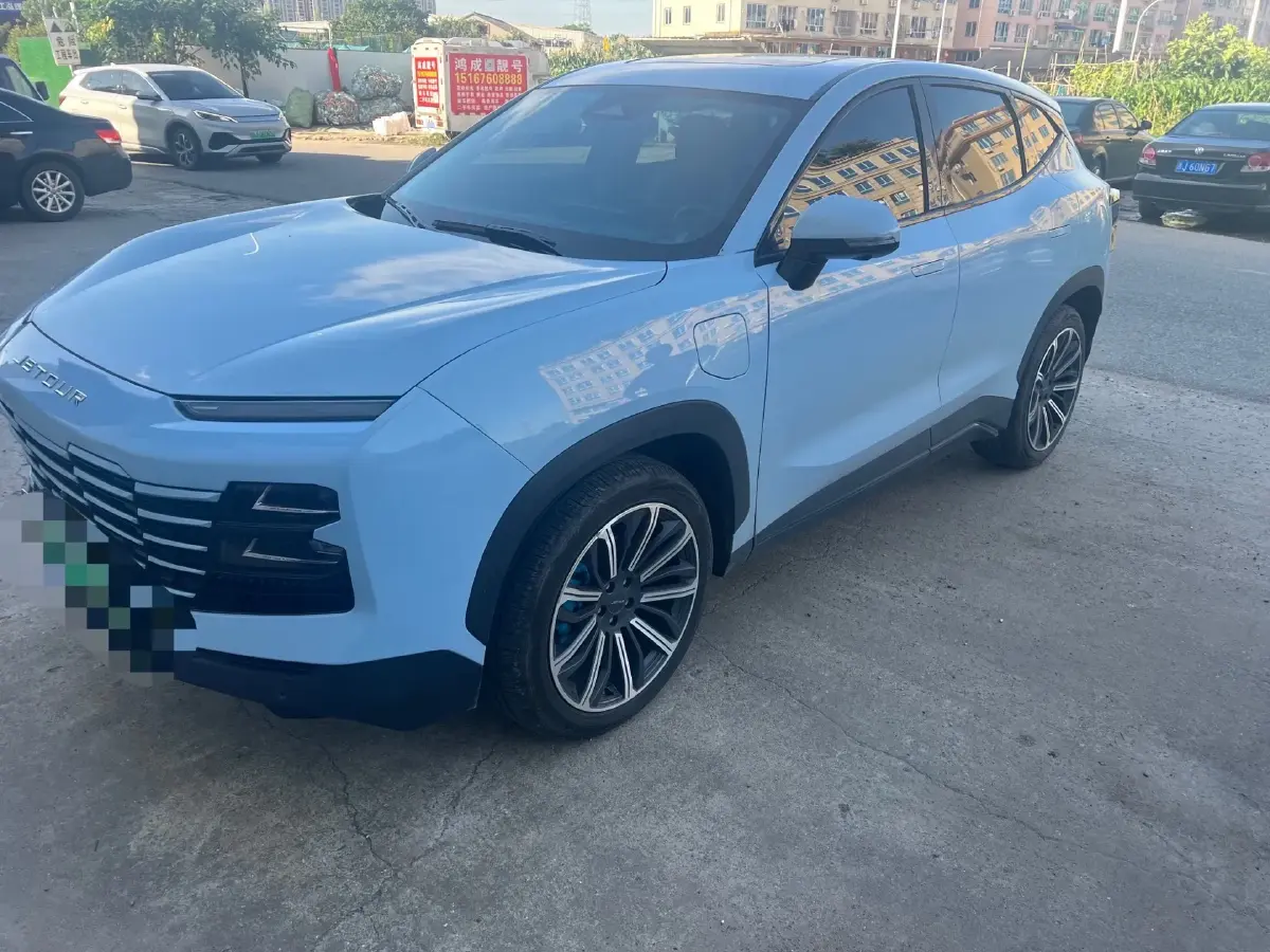 2022 Jetour DASHING i-DM 1.5T 156HP L4 3DHT PHEV 19.27KWH