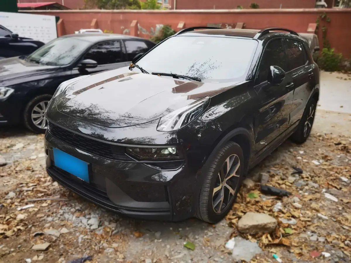 2024 LYNK&CO 01 2.0T 254HP L4 8AT