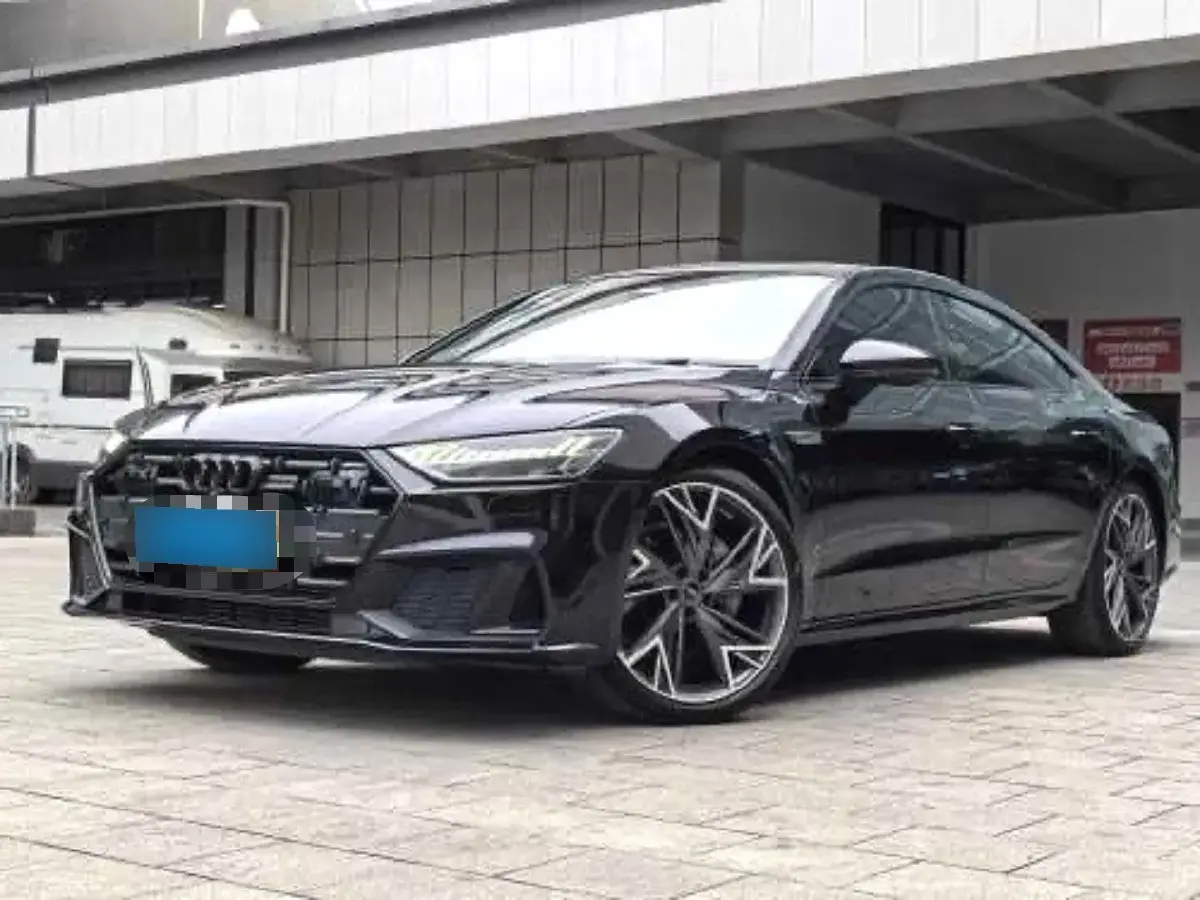 2024 Audi A7L 2.0T 245HP L4 7DCT