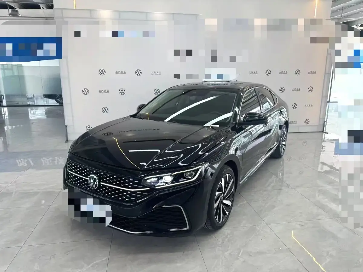 2022 Volkswagen Passat 2.0T 186HP L4 7DCT