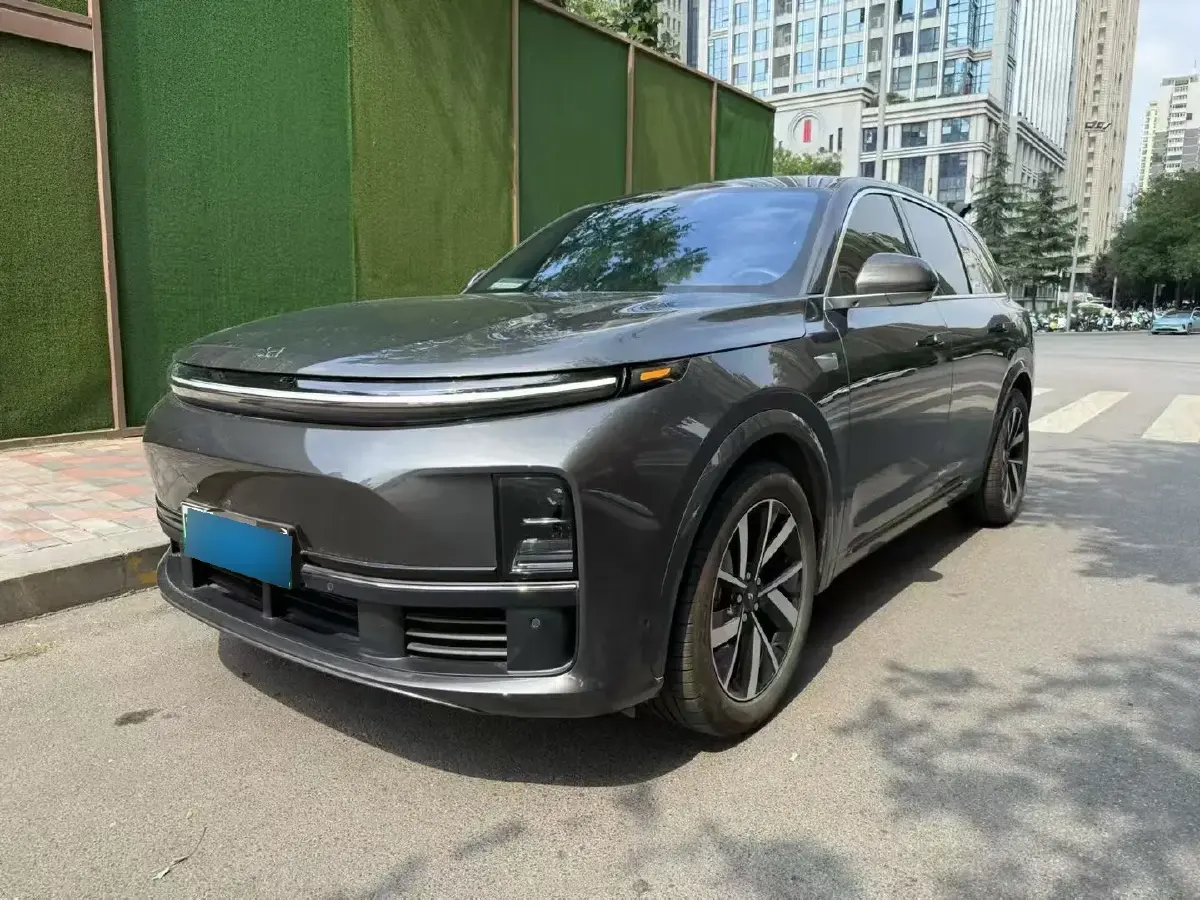 2023 Li L7 Range Extended 154HP REEV 40.9KWH