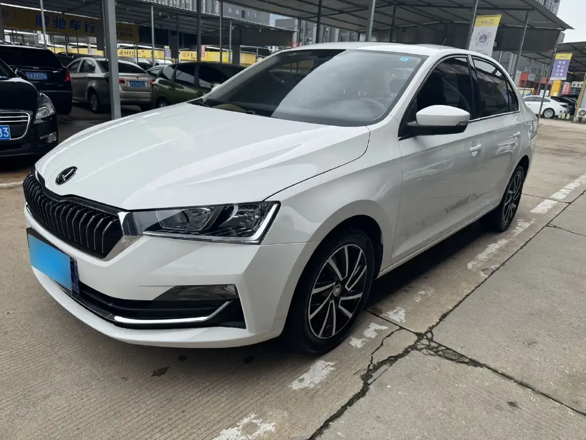 2022 Skoda Rapid 1.5L 112HP L4 6AT