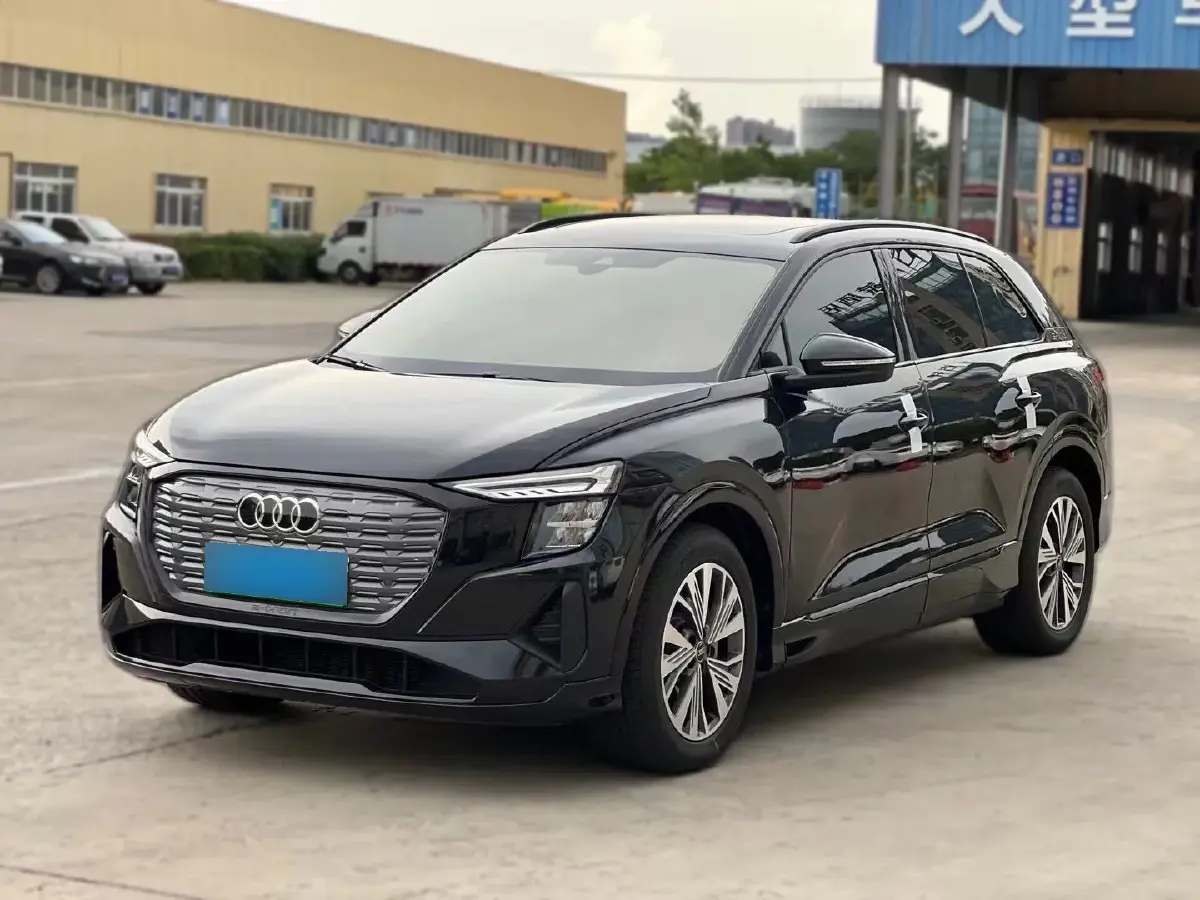 2022 Audi Q5 e-tron BEV 83.4KWH