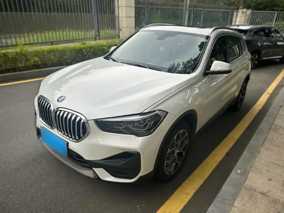 2022 BMW X1 2.0T 192HP L4 7DCT
