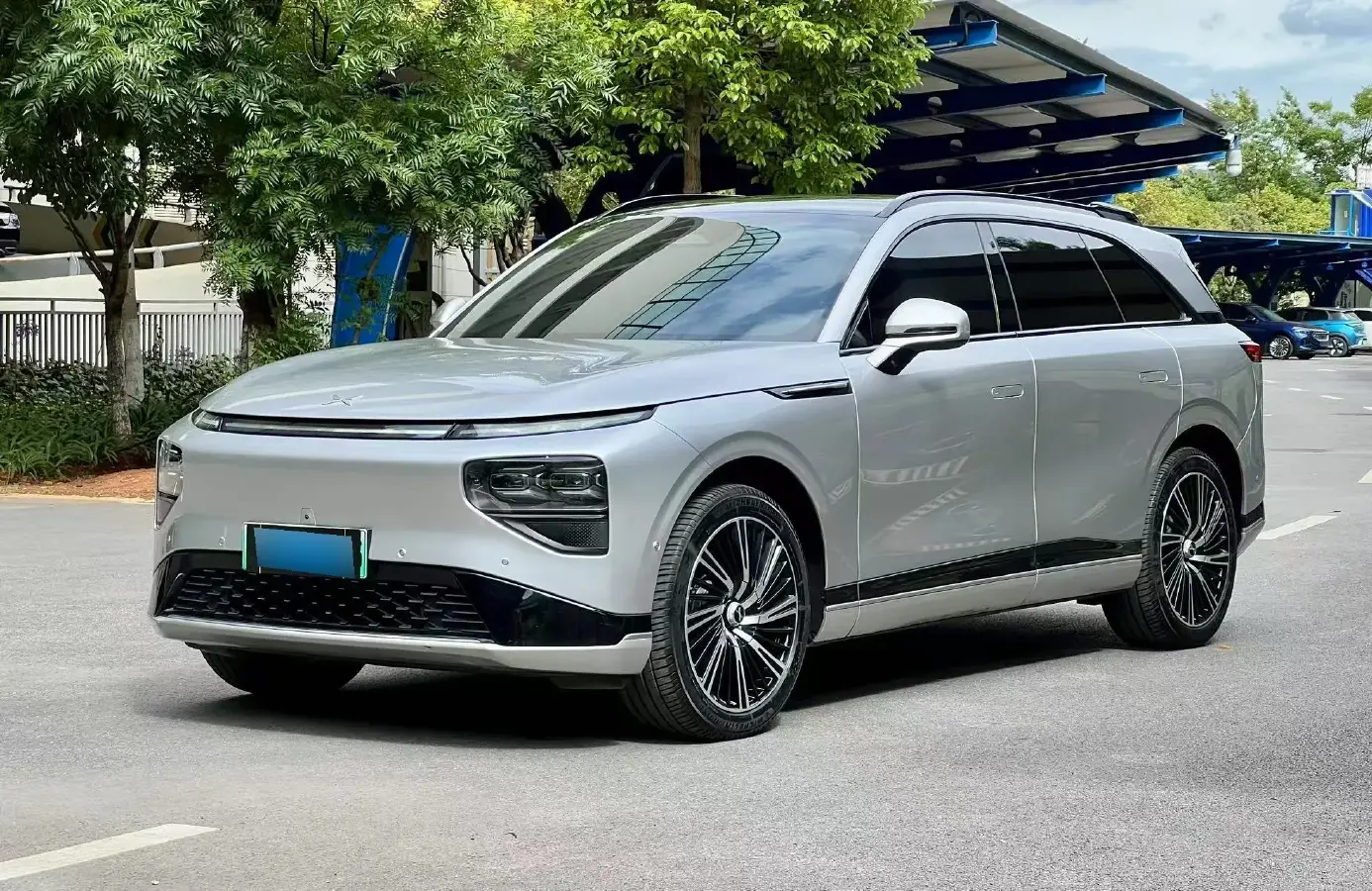 2022 Xpeng G9 BEV 98KWH