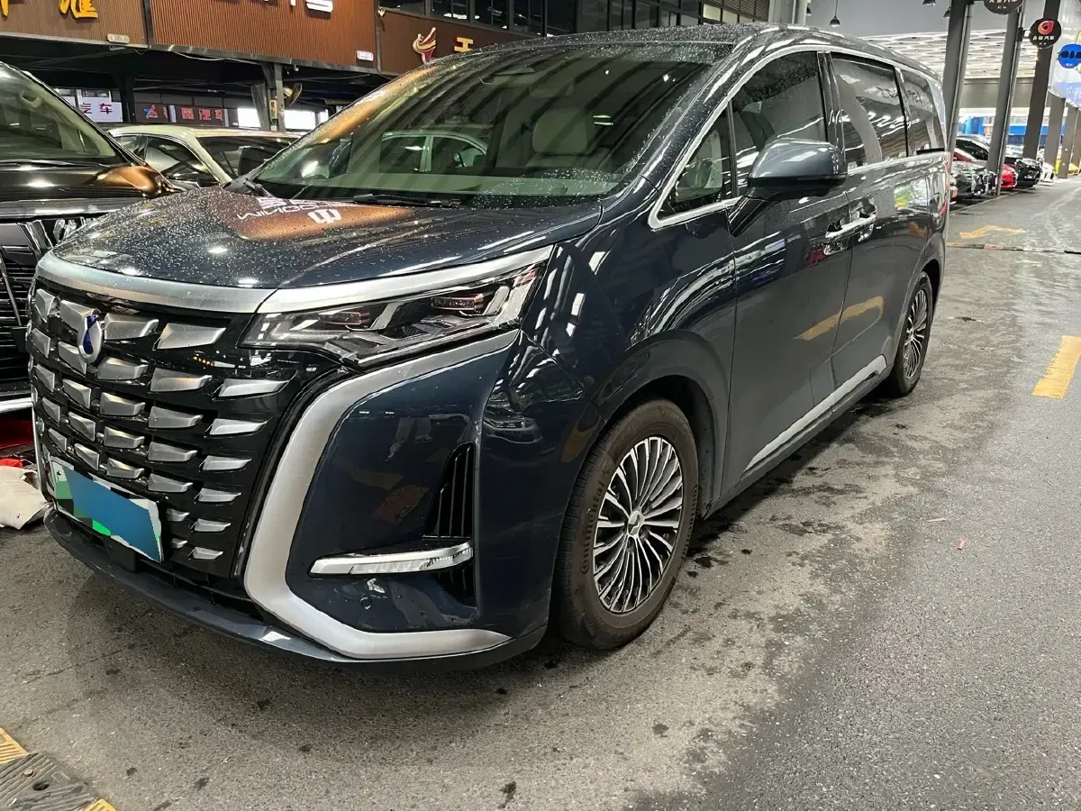 2022 Denza D9 1.5T 139HP L4 E-CVT PHEV 40.06KWH
