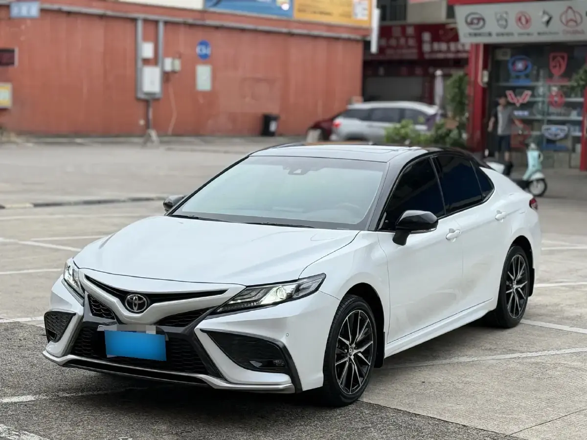 2022 Toyota Camry 2.0L 178HP L4 CVT