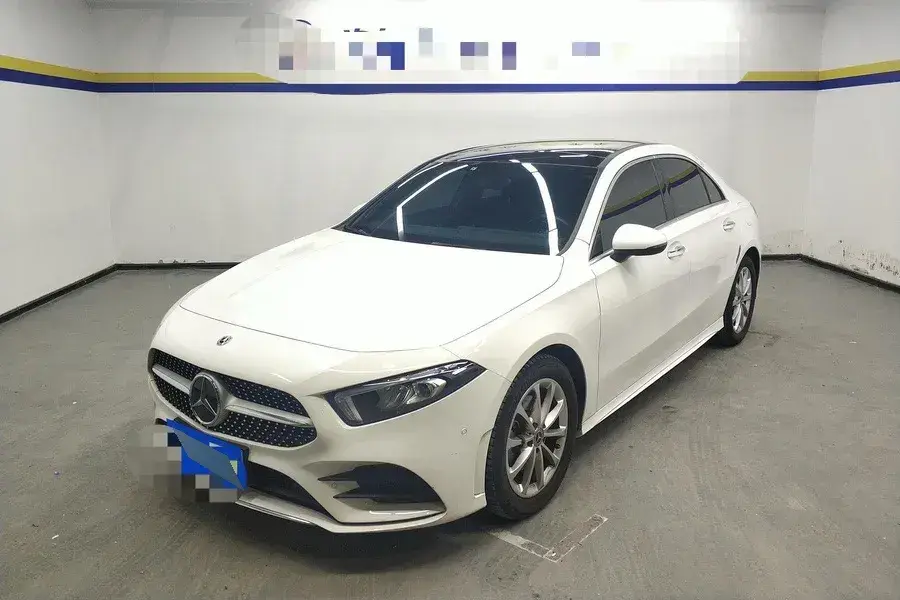 2022 Mercedes-Benz A Class 1.3T 163HP L4 7DCT