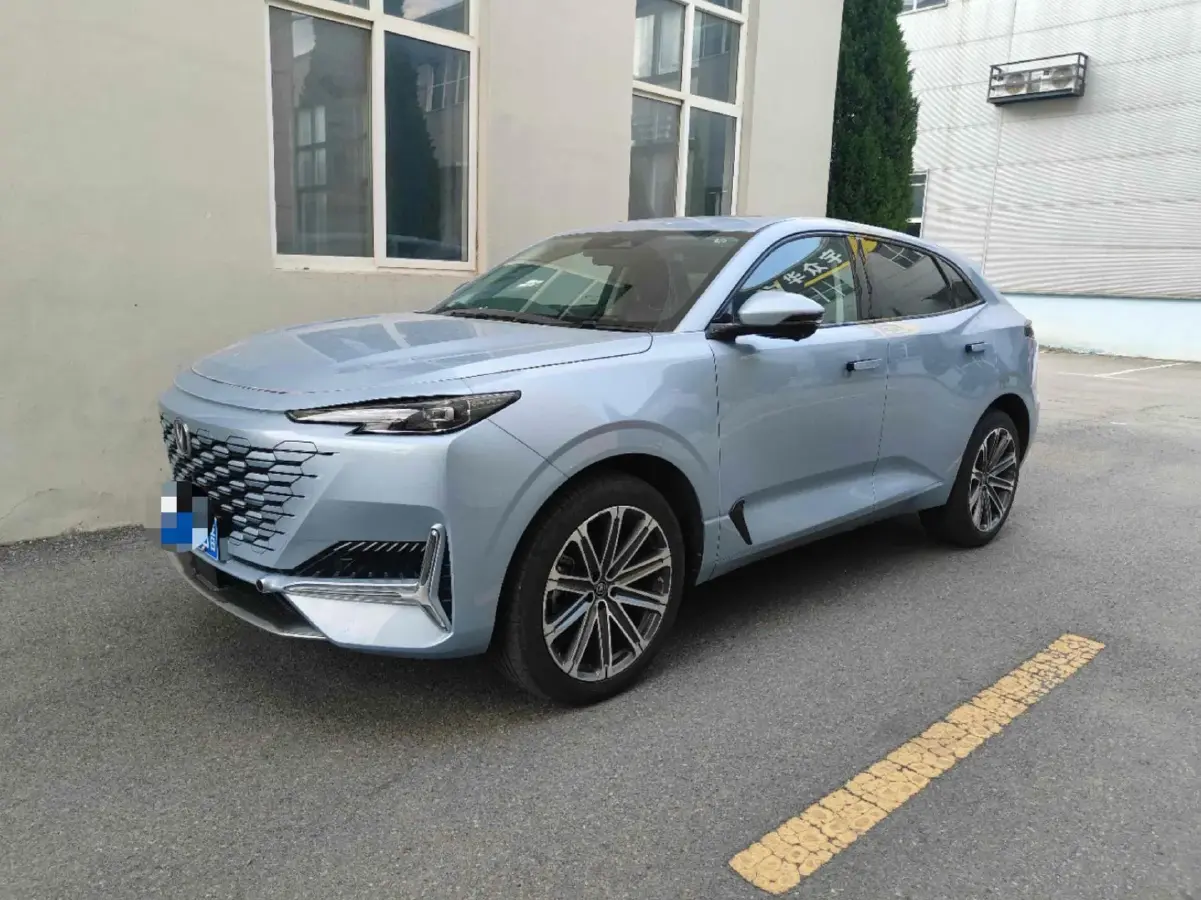 2021 ChangAn UNI-K 2.0T 233HP L4 8AT