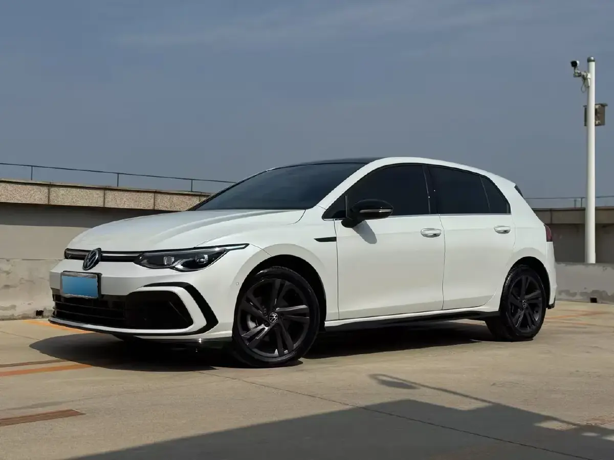 2023 Volkswagen Golf 1.4T 150HP L4 7DCT