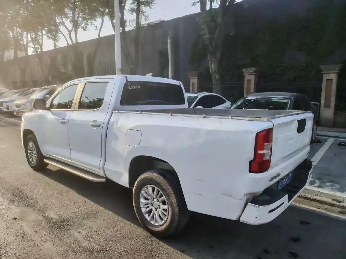 2023 BAW Calorie 2.0L 144HP L4 8AT,autocango,china used car exporter,china ev exporter,chinese used car exporter,chinese used ev exporter