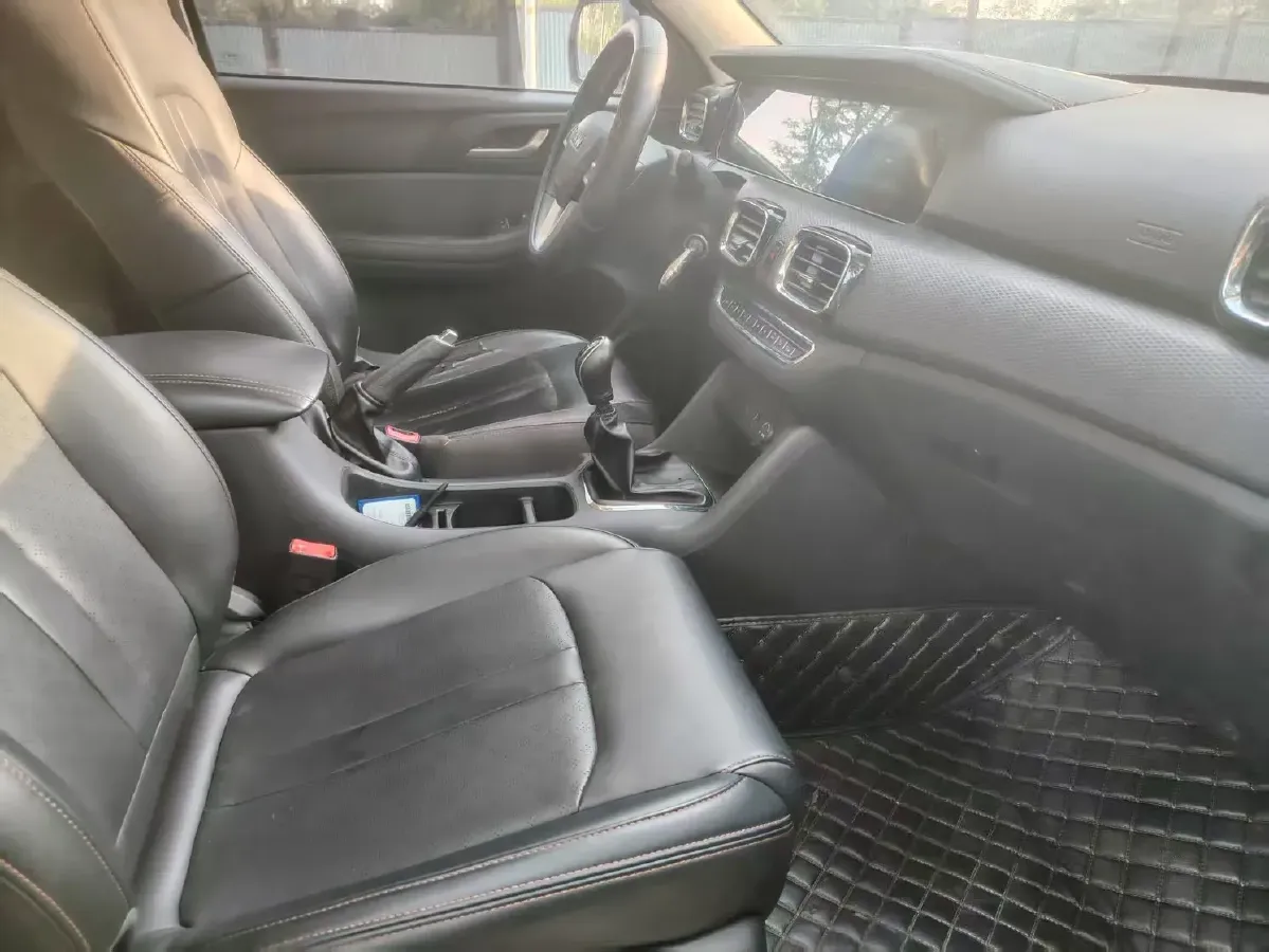 2023 BAW Calorie 2.0L 144HP L4 8AT,autocango,china used car exporter,china ev exporter,chinese used car exporter,chinese used ev exporter