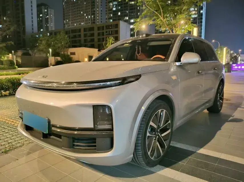 2022 Li L9 Range Extended 154HP REEV 42.6KWH