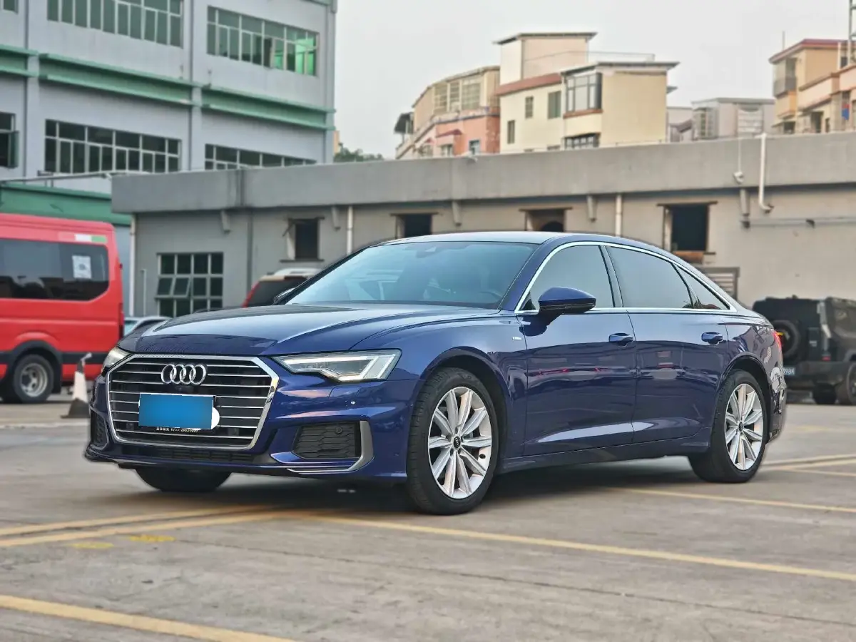 2022 Audi A6L 2.0T 224HP L4 7DCT