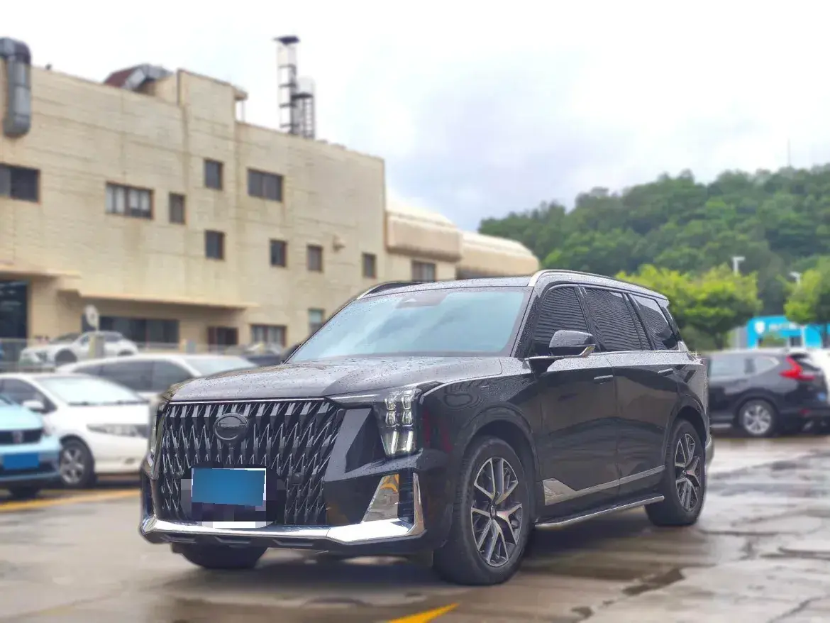 2022 GAC Trumpchi GS8 2.0T 190HP L4 E-CVT Hybrid