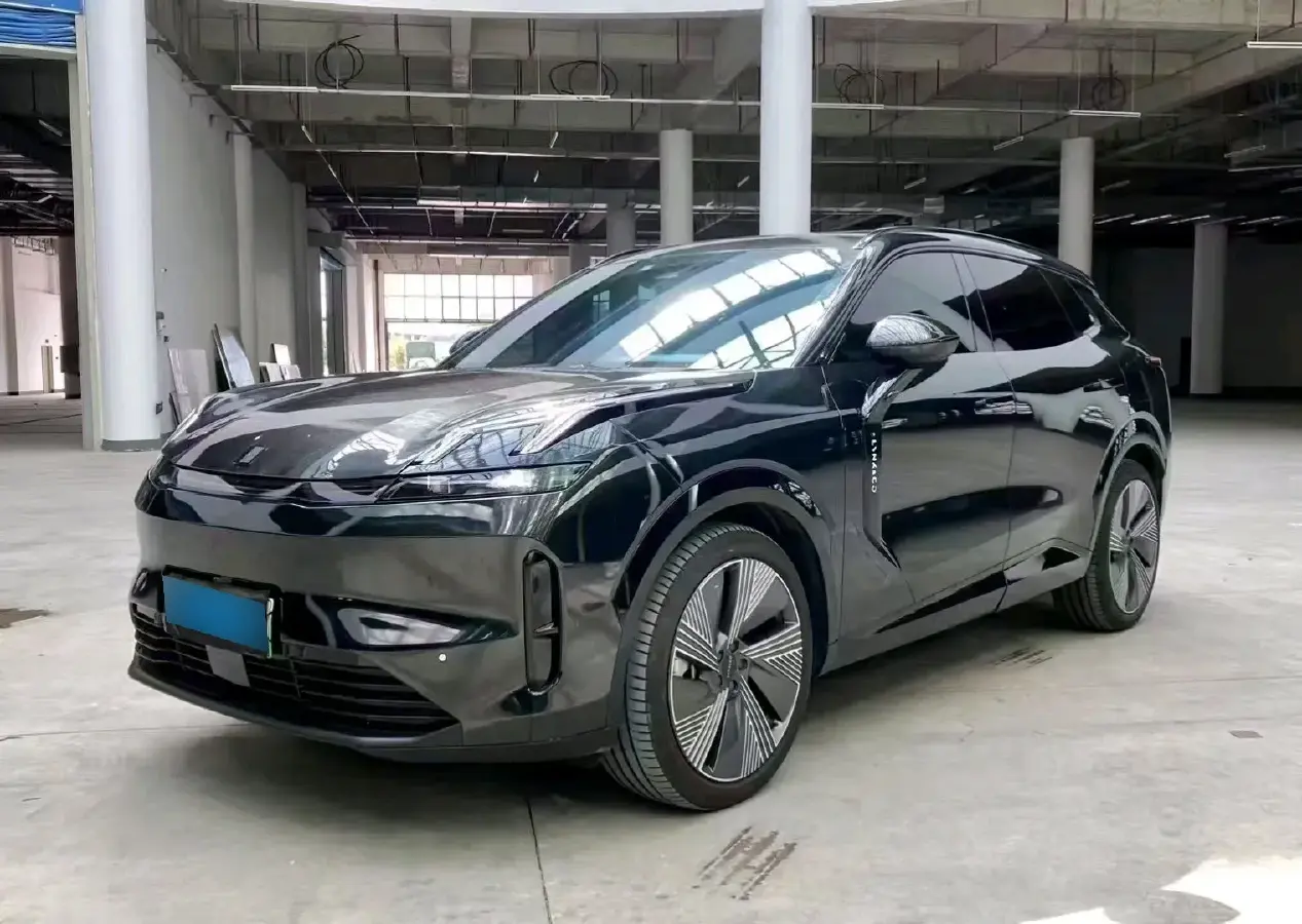 2023 LYNK&CO 08 EM-P 1.5T 163HP L4 3DHT PHEV 39.8KWH