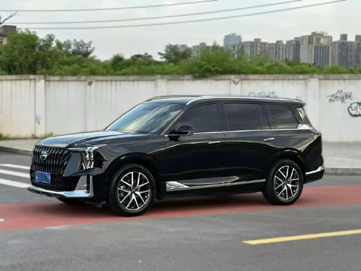 2022 GAC Trumpchi GS8 2.0T 190HP L4 E-CVT Hybrid