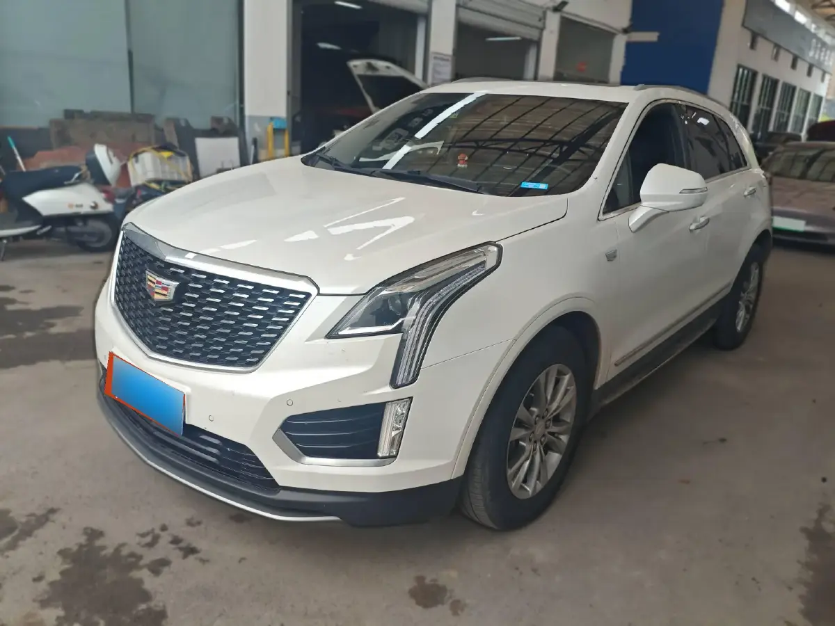 2022 Cadillac XT5 2.0T 237HP L4 9AT