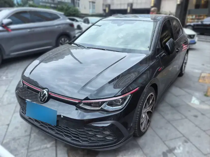 2023 Volkswagen GolfGTI 2.0T 220HP L4 7DCT