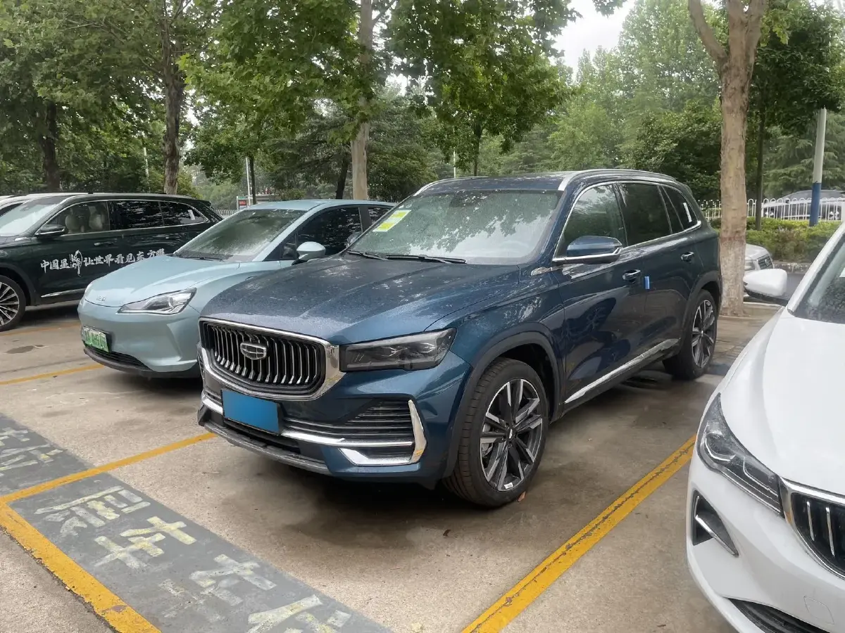 2021 Geely Monjaro 2.0T 238HP L4 8AT