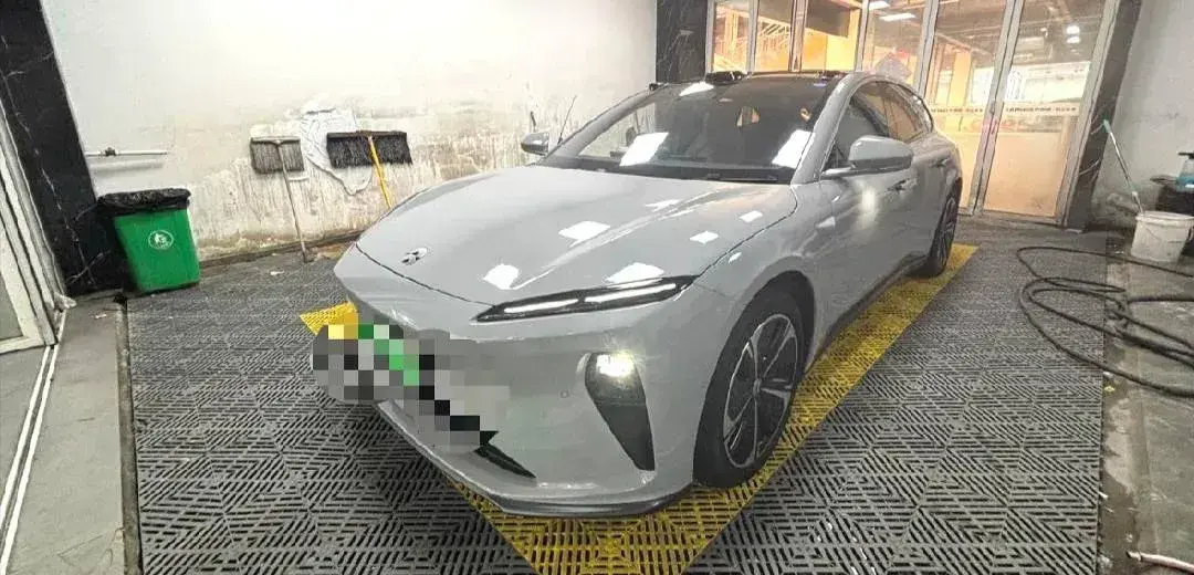 2023 NIO ET5T BEV 75KWH