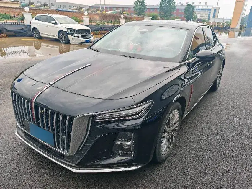 2023 HongQi H5 2.0T 224HP L4 8AT