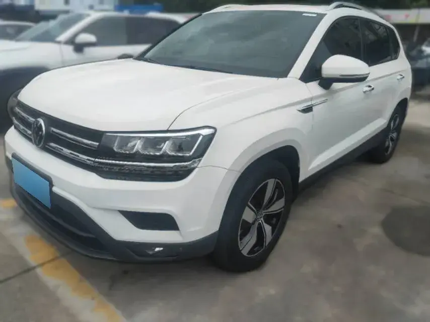 2021 Volkswagen Tharu 1.4T 150HP L4 7DCT