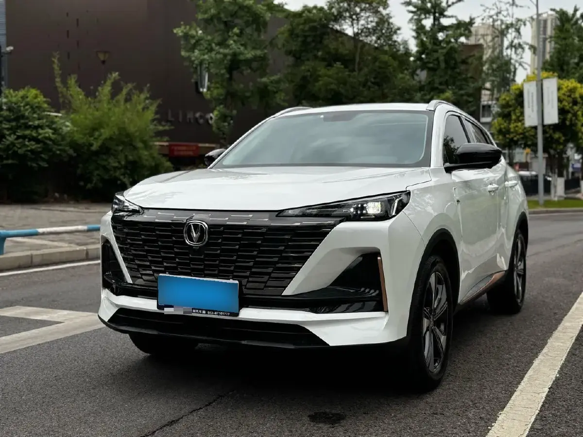 2022 ChangAn CS75 Plus 1.5T 178HP L4 6AT