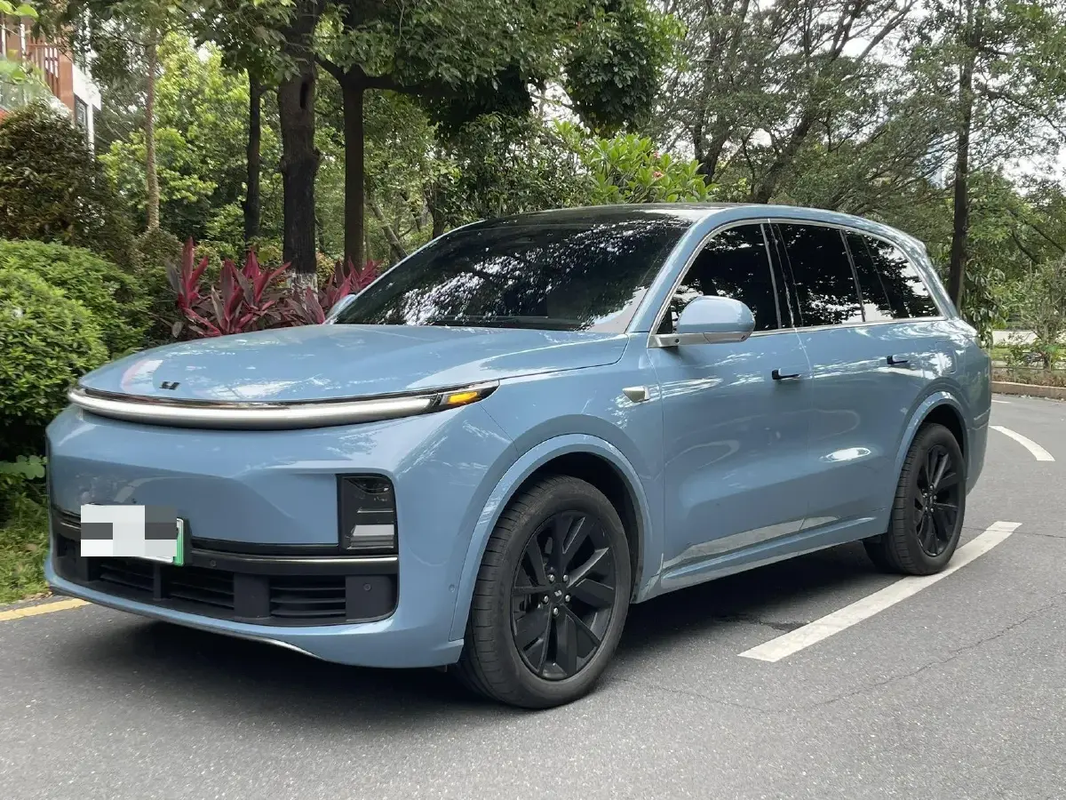 2023 Li L8 Range Extended 154HP REEV 40.9KWH