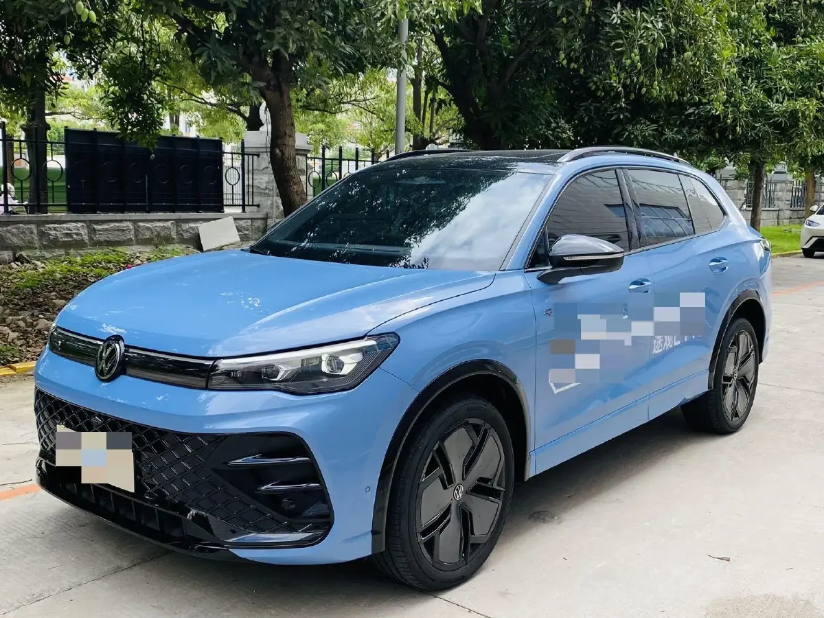 2024 Volkswagen Tiguan L 2.0T 220HP L4 7DCT