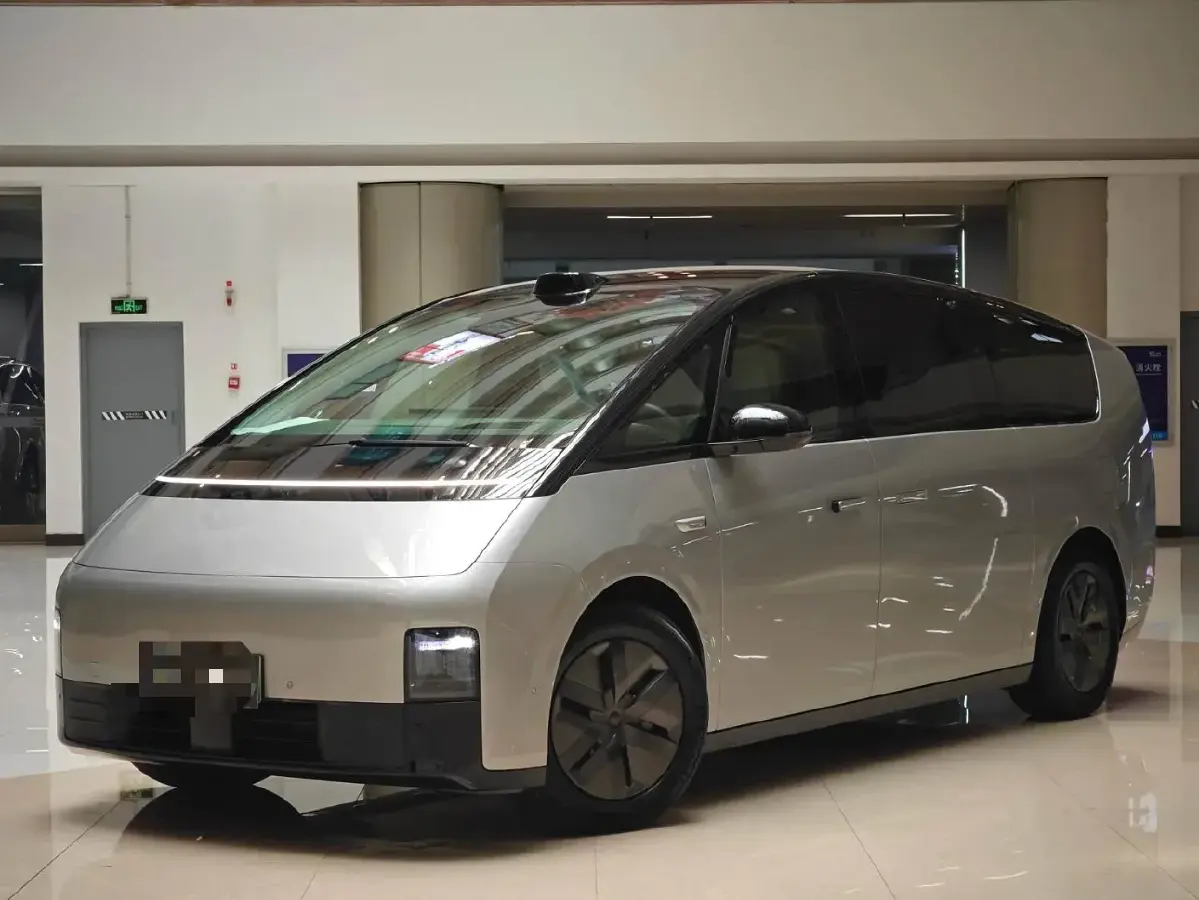 2024 Li MEGA BEV 102.7KWH