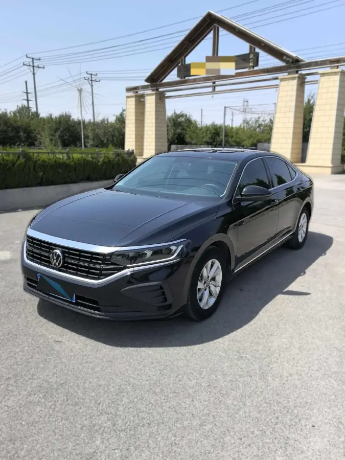 2022 Volkswagen Passat 1.4T 150HP L4 7DCT