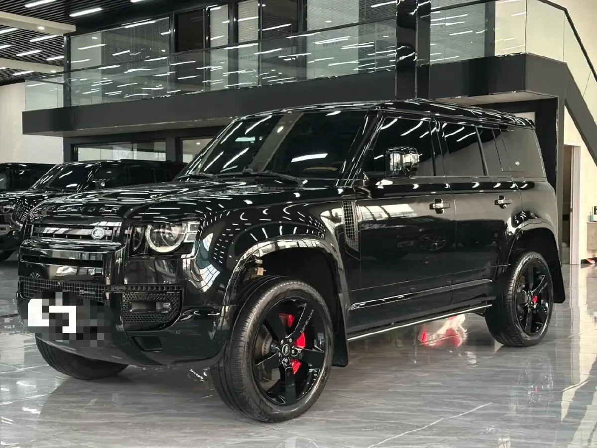 2023 Land Rover Defender 3.0T 400HP L6 8AT