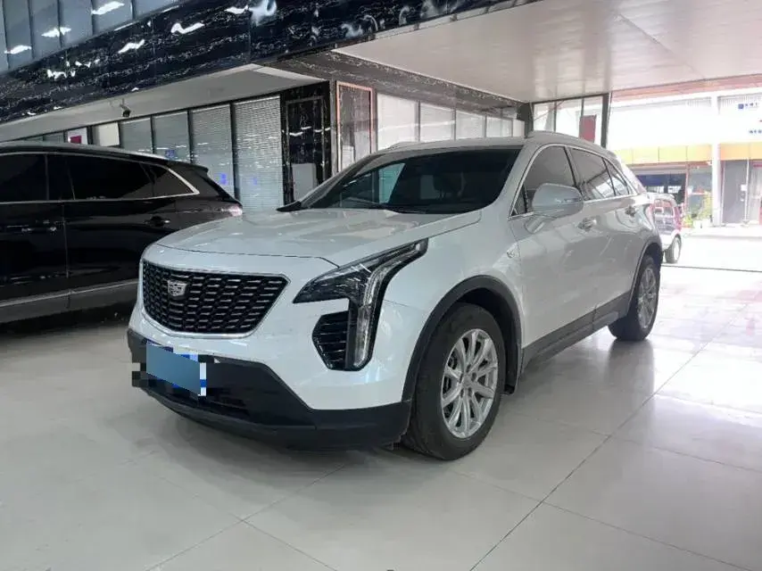 2022 Cadillac XT4 2.0T 237HP L4 9AT