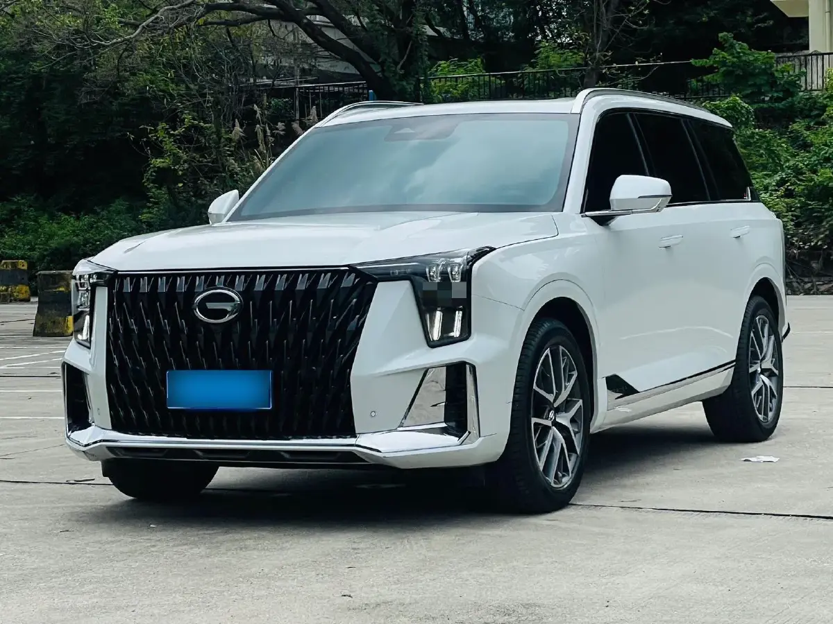 2022 GAC Trumpchi GS8 2.0T 190HP L4 E-CVT Hybrid