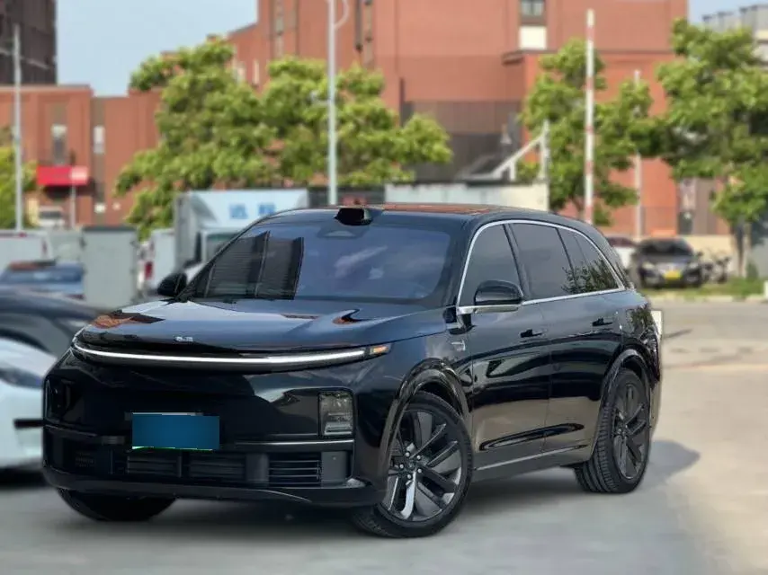 2024 Li L7 Range Extended 154HP REEV 42.8KWH