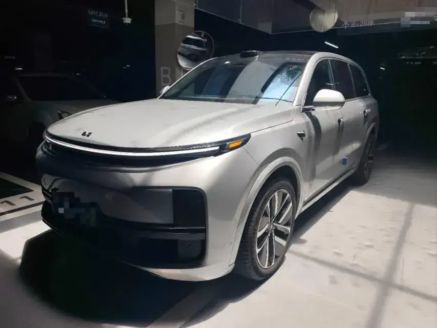 2022 Li L9 Range Extended 154HP REEV 42.6KWH