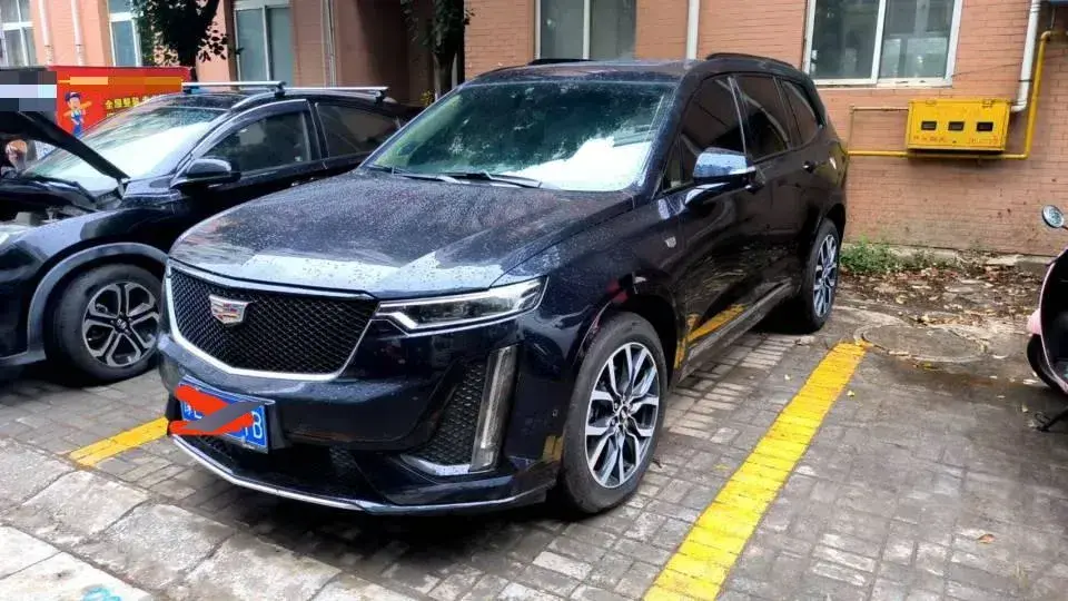 2022 Cadillac XT6 2.0T 237HP L4 9AT