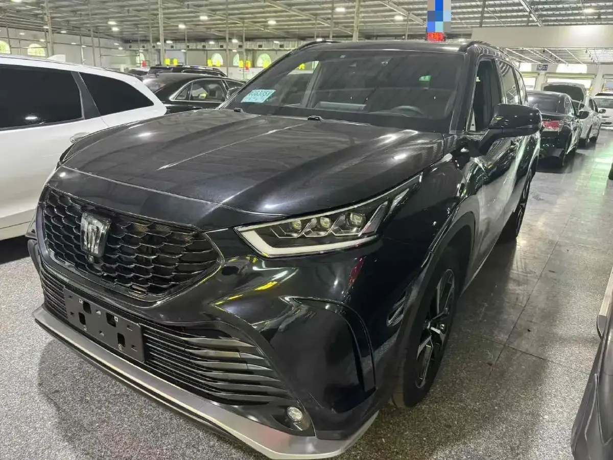 2022 Toyota Crown Kluger 2.0T 248HP L4 8AT