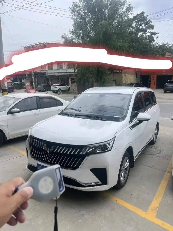 2022 WuLing JiaChen 1.5L 99HP L4 6MT