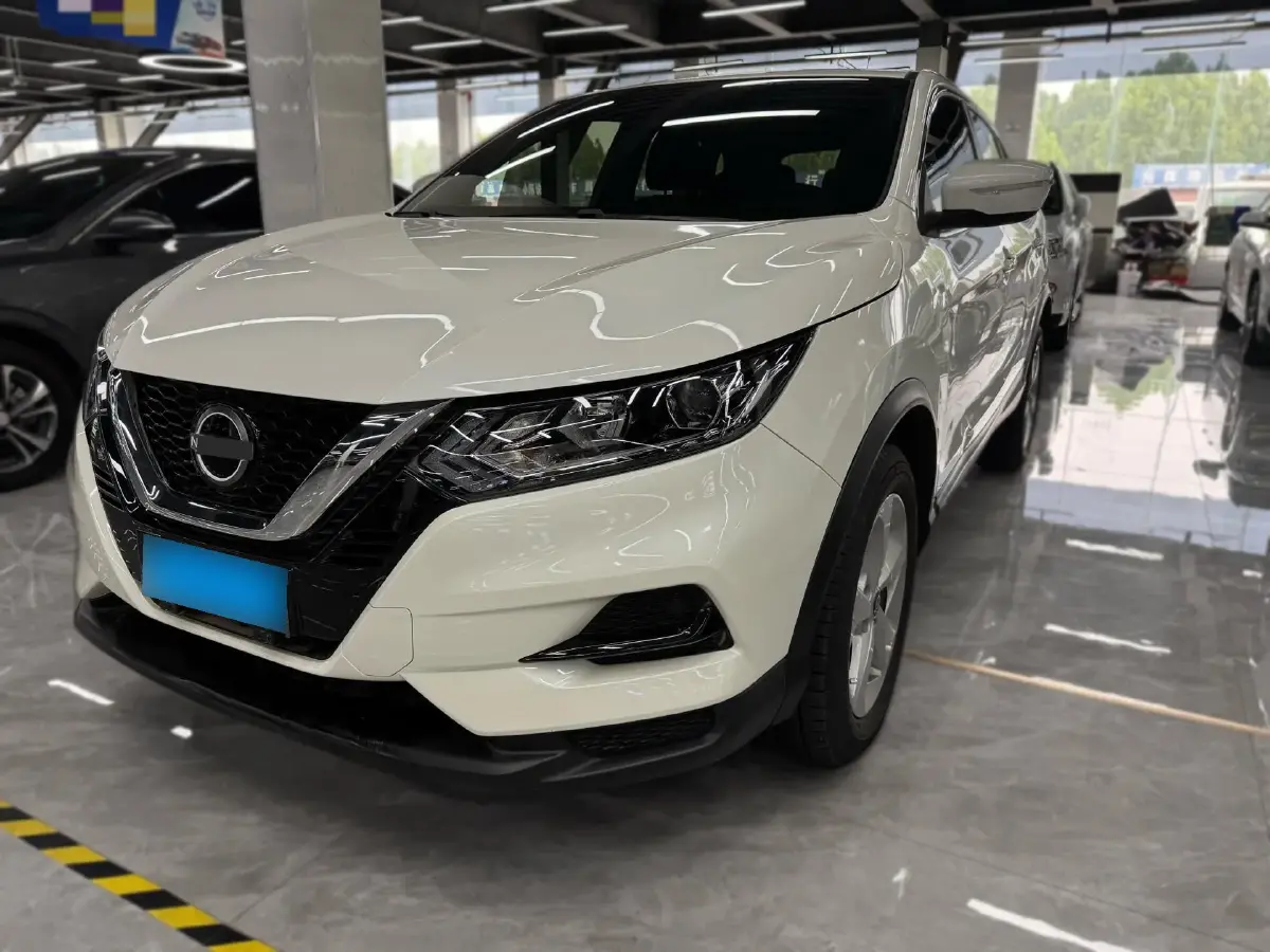 2023 Nissan Qashqai 2.0L 151HP L4 CVT