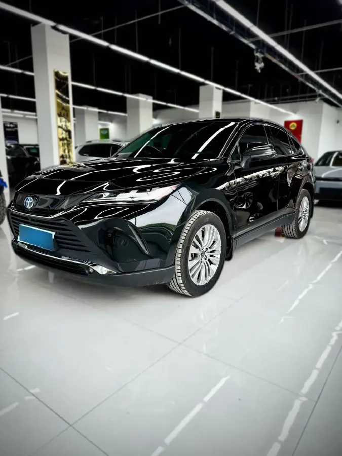 2022 Toyota Harrier 2.5L 178HP L4 E-CVT Hybrid