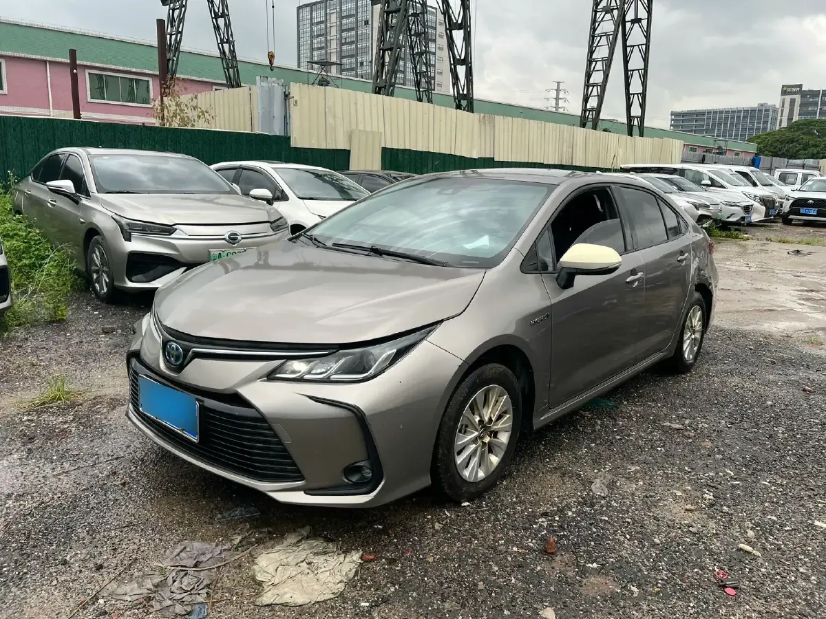 2022 Toyota Corolla 1.8L 98HP L4 E-CVT Hybrid