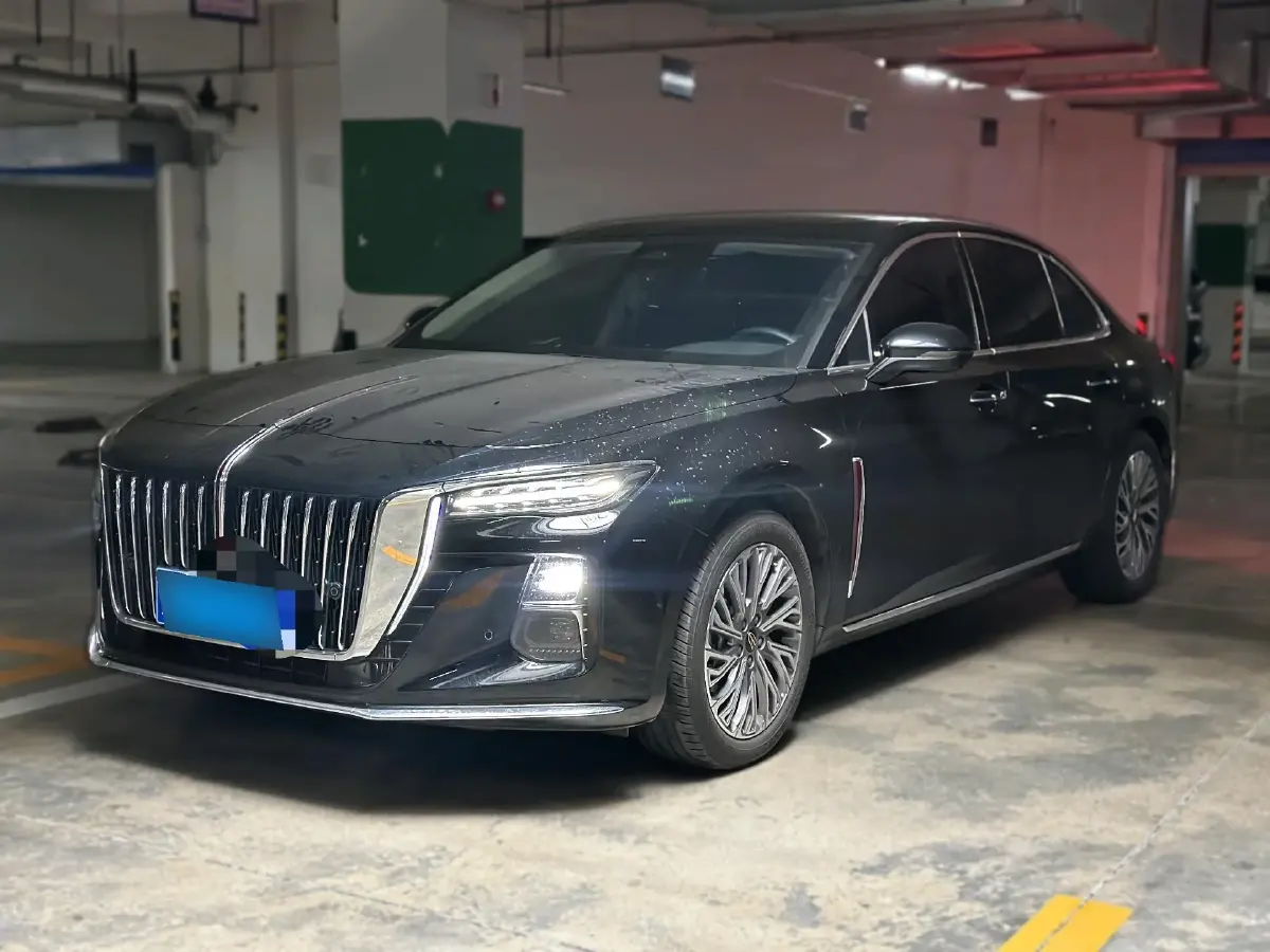 2023 HongQi H5 2.0T 224HP L4 8AT