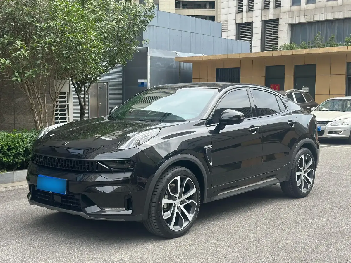 2022 LYNK&CO 05 2.0T 254HP L4 8AT