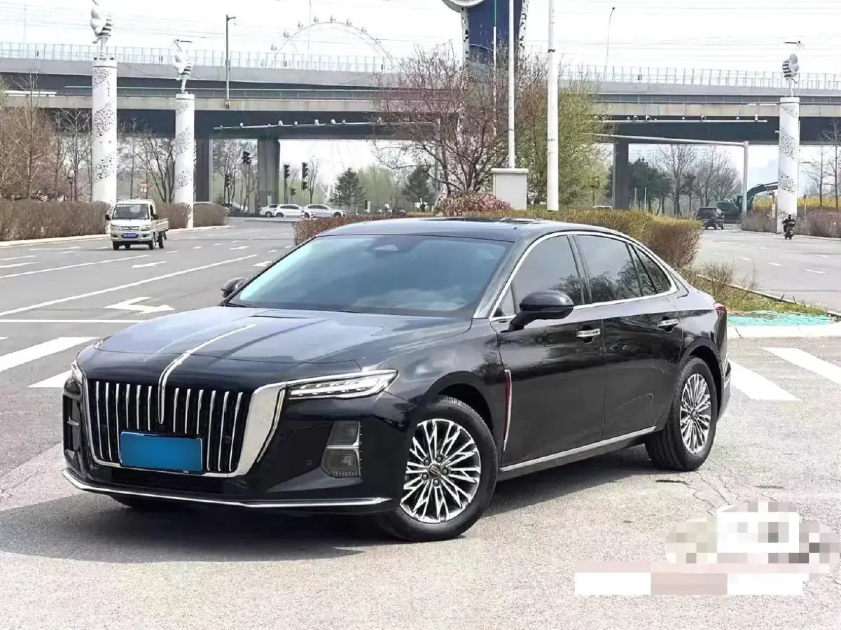 2023 HongQi H5 2.0T 224HP L4 8AT