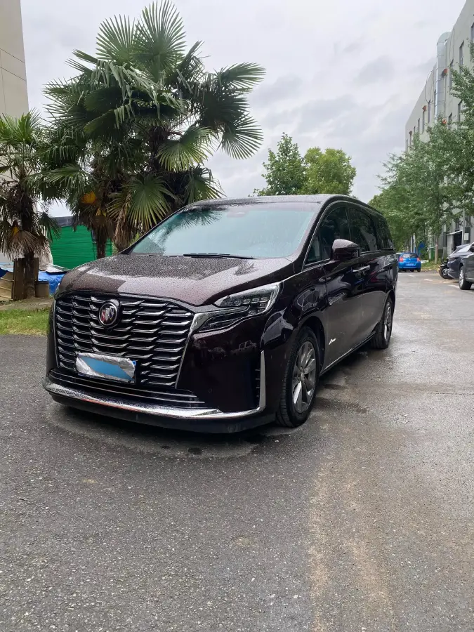 2023 Buick GL8 2.0T 237HP L4 9AT