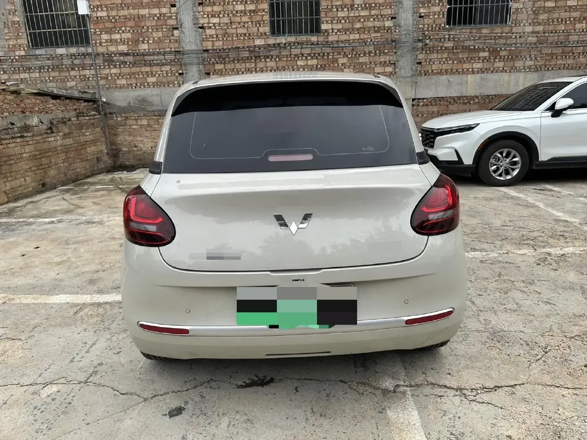 2024 WuLing BinGuo BEV 17.3KWH,autocango,china used car exporter,china ev exporter,chinese used car exporter,chinese used ev exporter